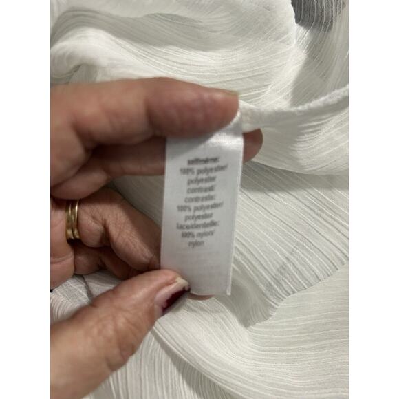 Studio Y White Semi-Sheer Black Lace Sleeveless Tank Size Small Keyhole - Picture 9 of 11